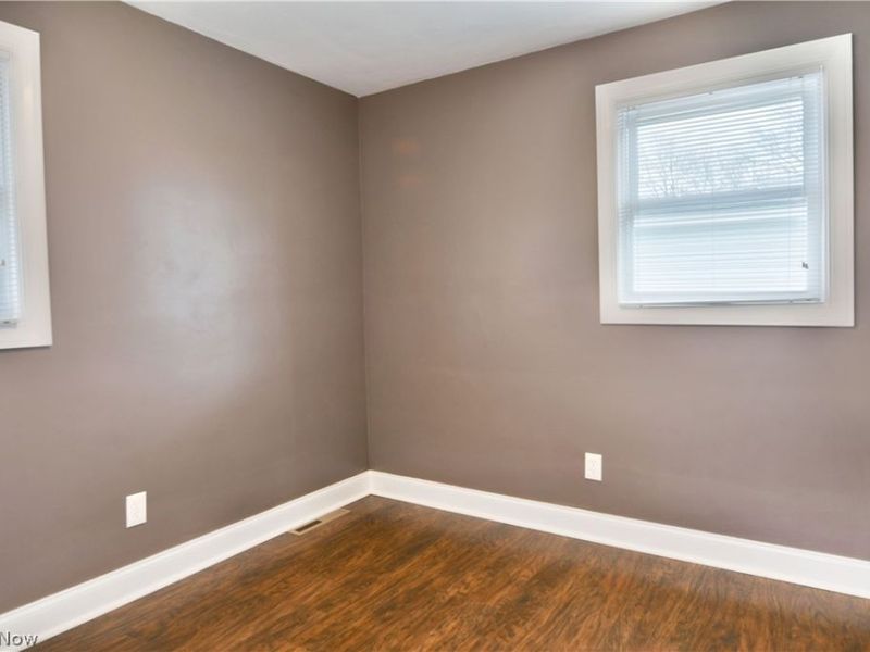 9812 Deltona Drive, New Middletown, OH 44442 Photo 35