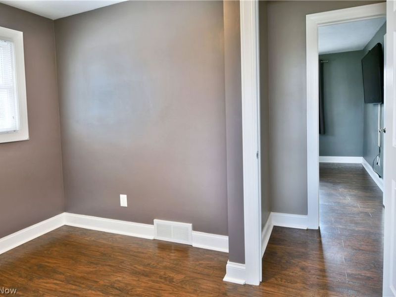 9812 Deltona Drive, New Middletown, OH 44442 Photo 36