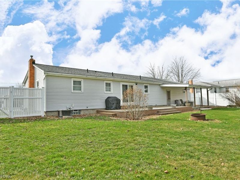 9812 Deltona Drive, New Middletown, OH 44442 Photo 43