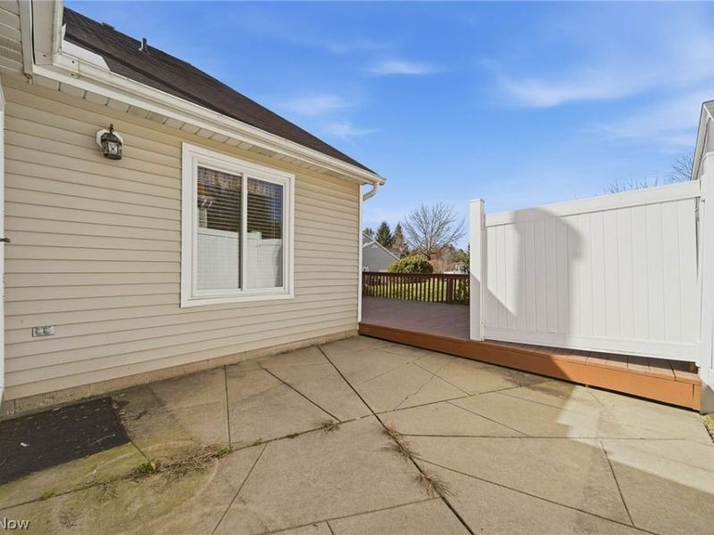 762 Hunters Trail, Akron, OH 44313 Photo 38