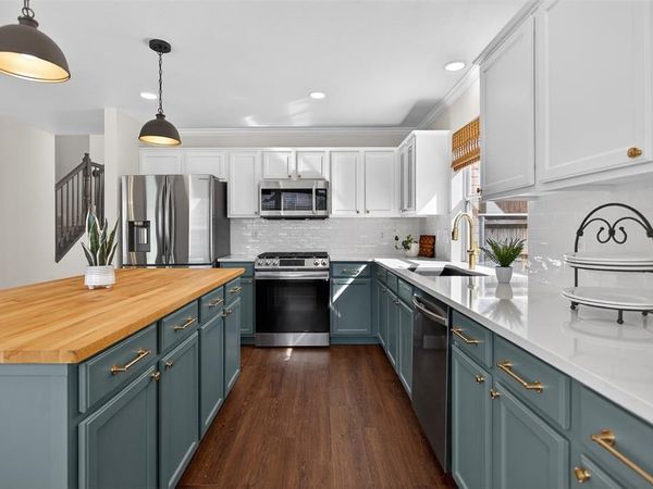 6126 Hillcrest Drive, Sachse, TX 75048