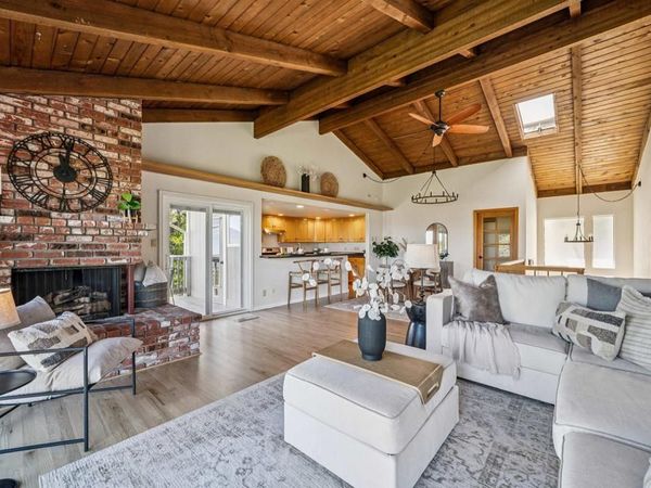 471 Ridgeview Dr, Pleasant Hill, CA 94523