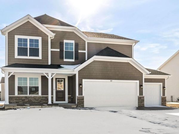 565 E 130th Place, Crown Point, IN 46307