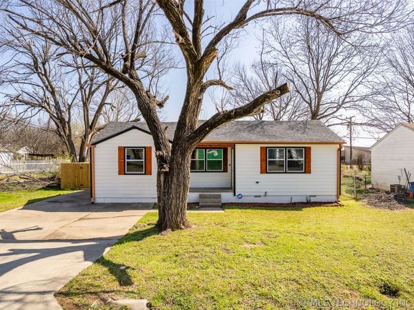 1645 N College Avenue , Tulsa, OK 74110