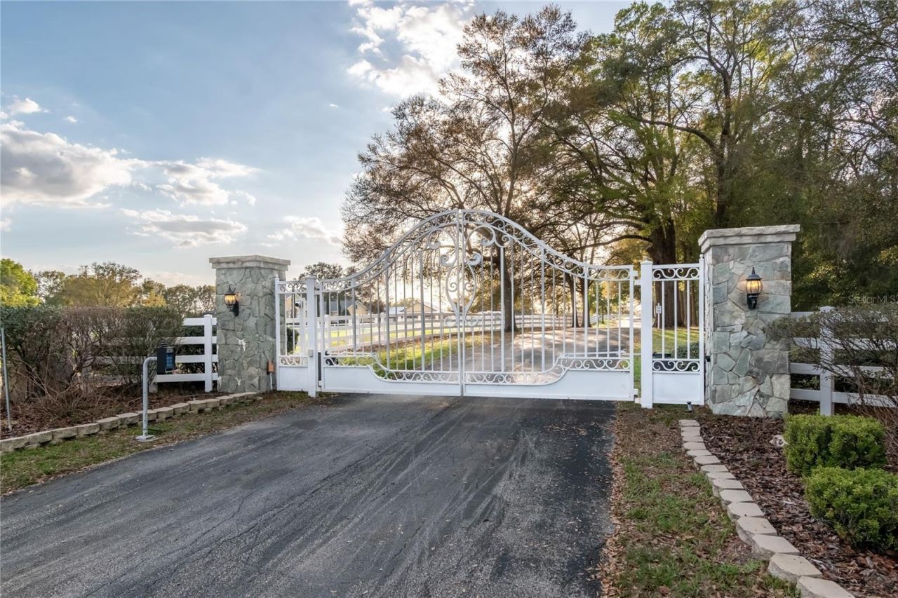 10516 SW 27th Avenue, Ocala, FL 34476 Photo