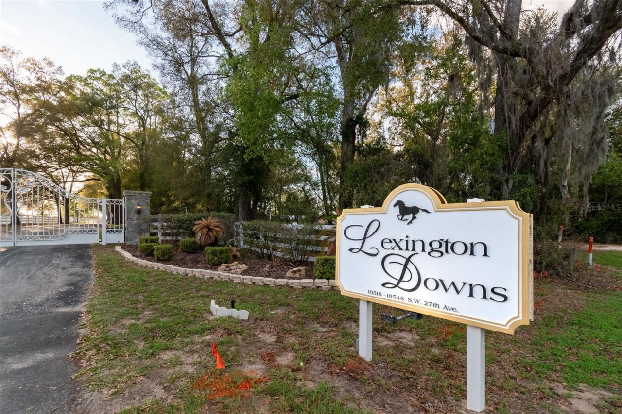 10516 SW 27th Avenue, Ocala, FL 34476 Photo