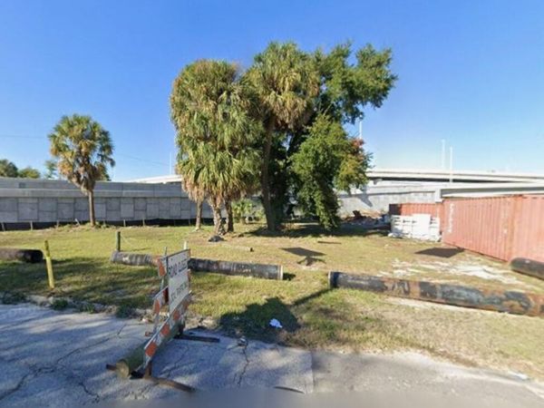 702 E ROSS AVENUE , TAMPA, FL 33602