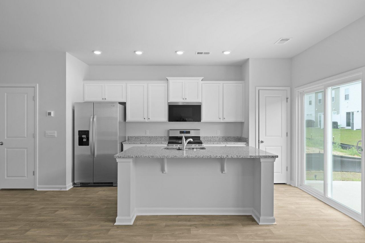 211 Blue Haw Drive Photo 9