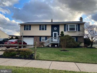 624 W SPRING STREET , FLEETWOOD, PA 19522