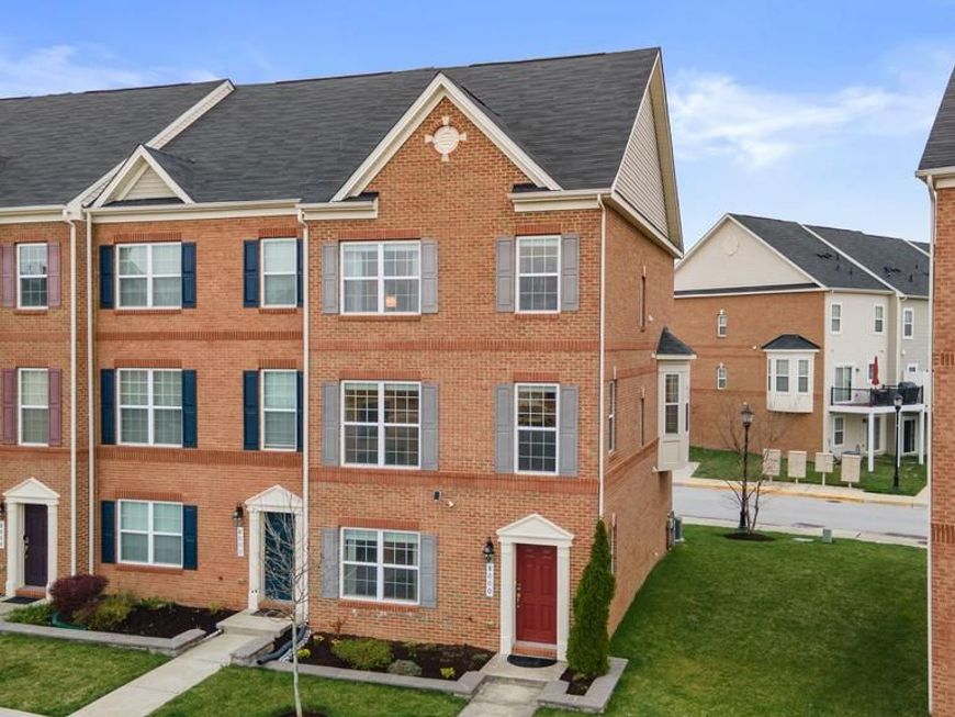 8000 Blue Stream Drive, Elkridge, MD 21075 Main Photo