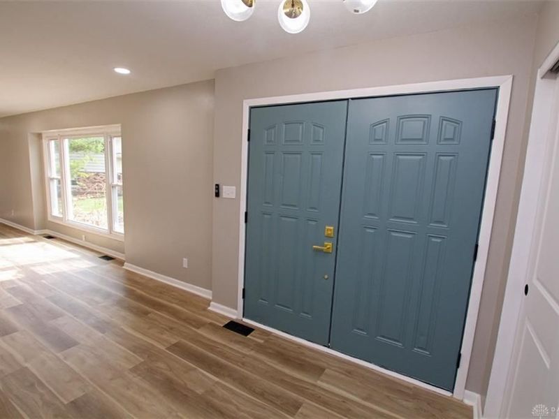 5518 Florrel Crest Lane, Harrison Township, OH 45415 Photo 10