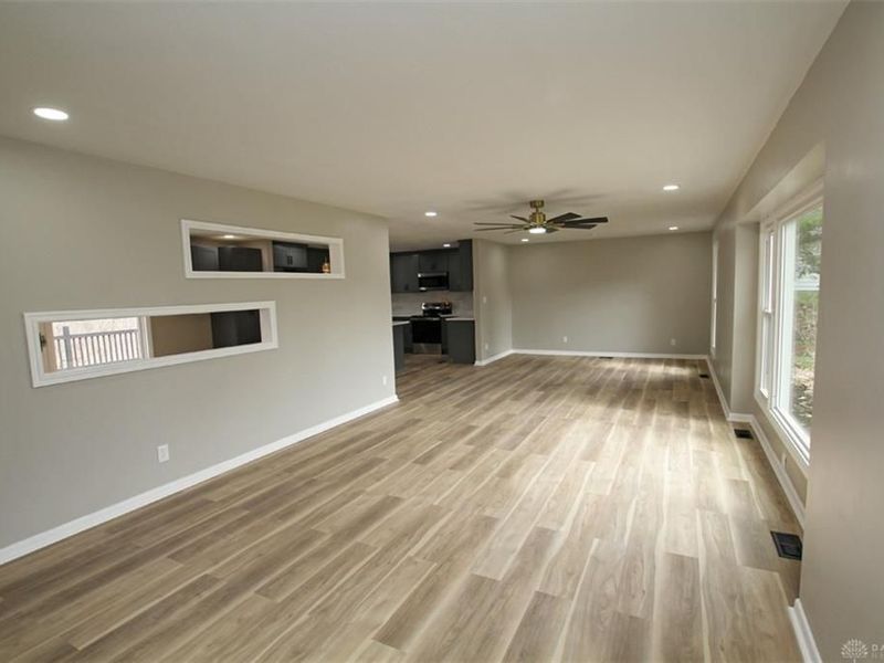 5518 Florrel Crest Lane, Harrison Township, OH 45415 Photo 11