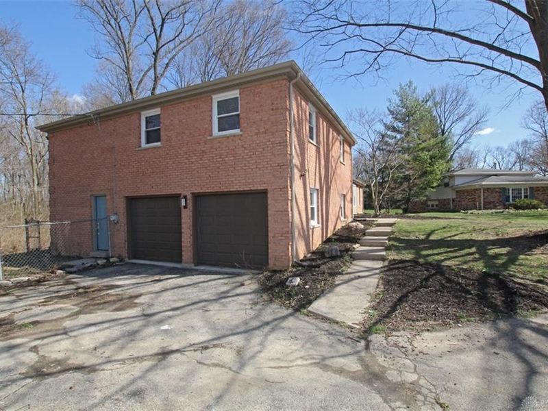 5518 Florrel Crest Lane, Harrison Township, OH 45415 Photo 4