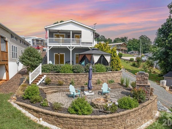 132 Eagle Drive , Unit B16, New London, NC 28127