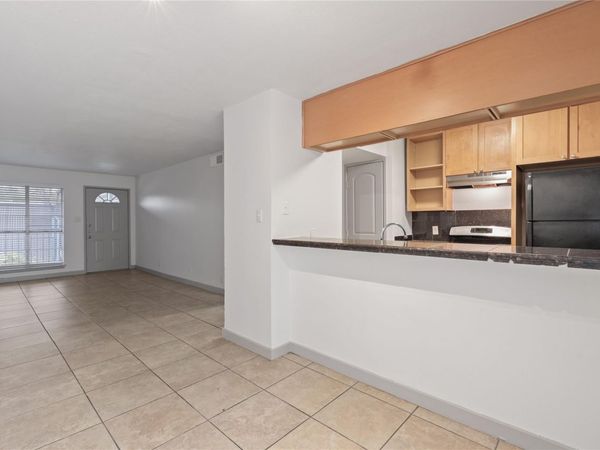 1301 W Ben White BLVD , Unit 208, Austin, TX 78704