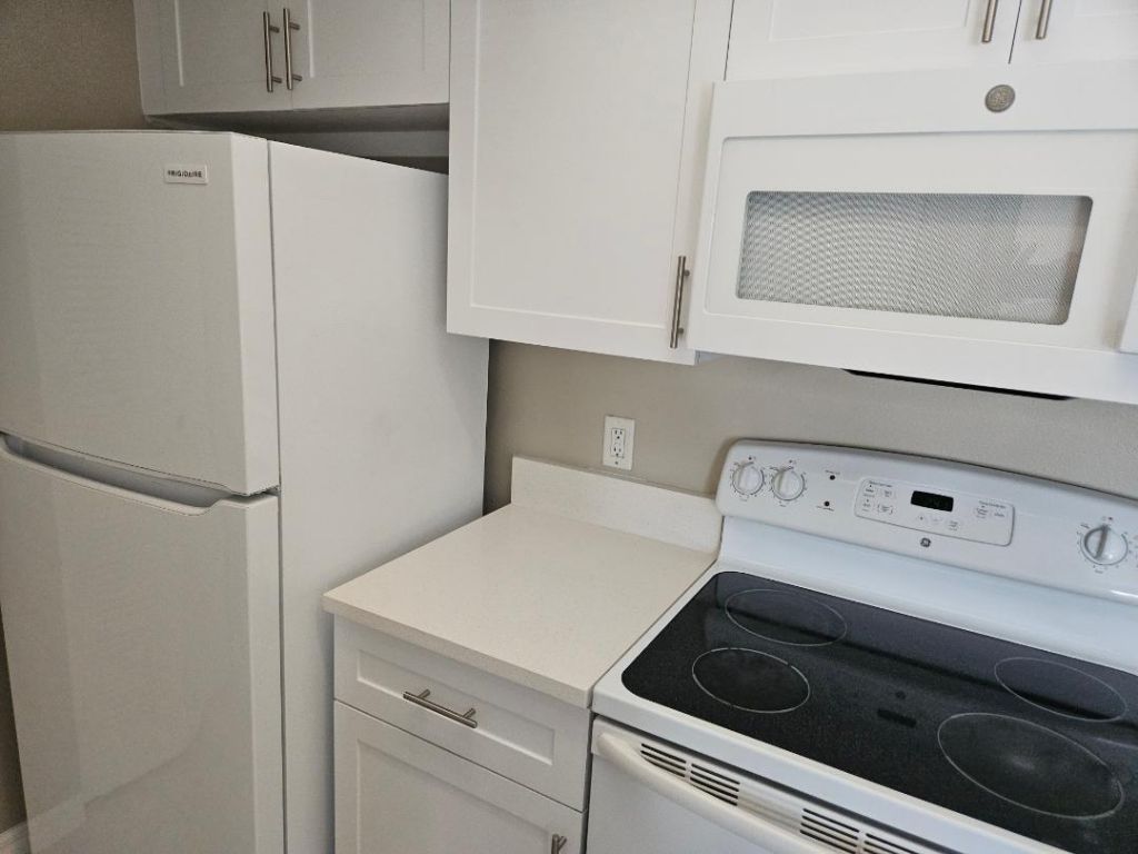 5011 Wiles Road, Unit 308, Coconut Creek, FL 33073 Photo