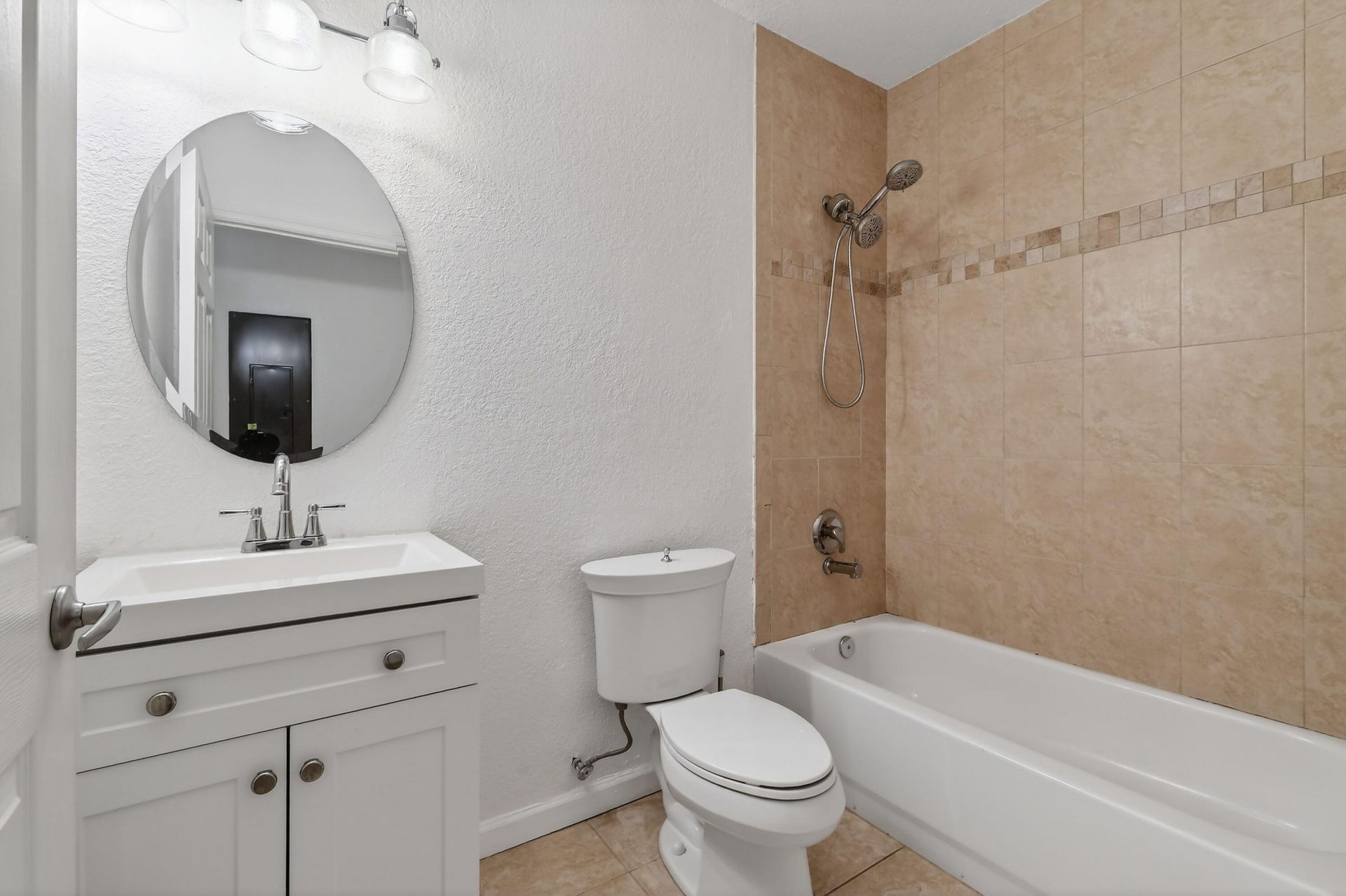 1650 Presidential Way, Unit 210, West Palm Beach, FL 33401 Photo