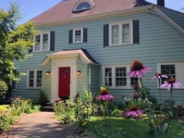 391 Up Mountain Avenue, MONTCLAIR, NJ 07043