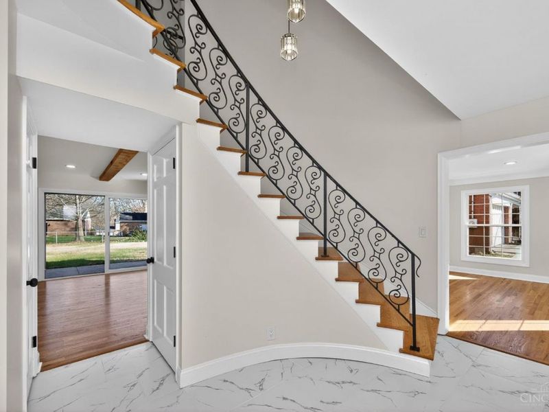 9458 Leebrook Drive, Springfield Twp., OH 45231 Photo 6