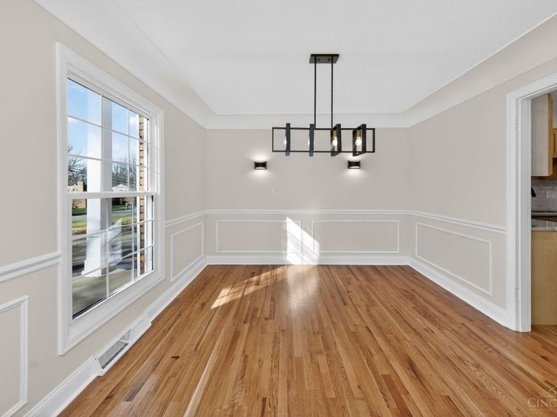 9458 Leebrook Drive, Springfield Twp., OH 45231 Photo 8