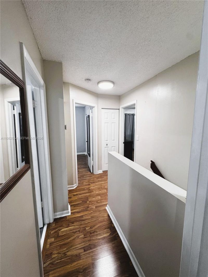 1143 NW 123rd Ct , Unit 607, Miami, FL 33182 Photo