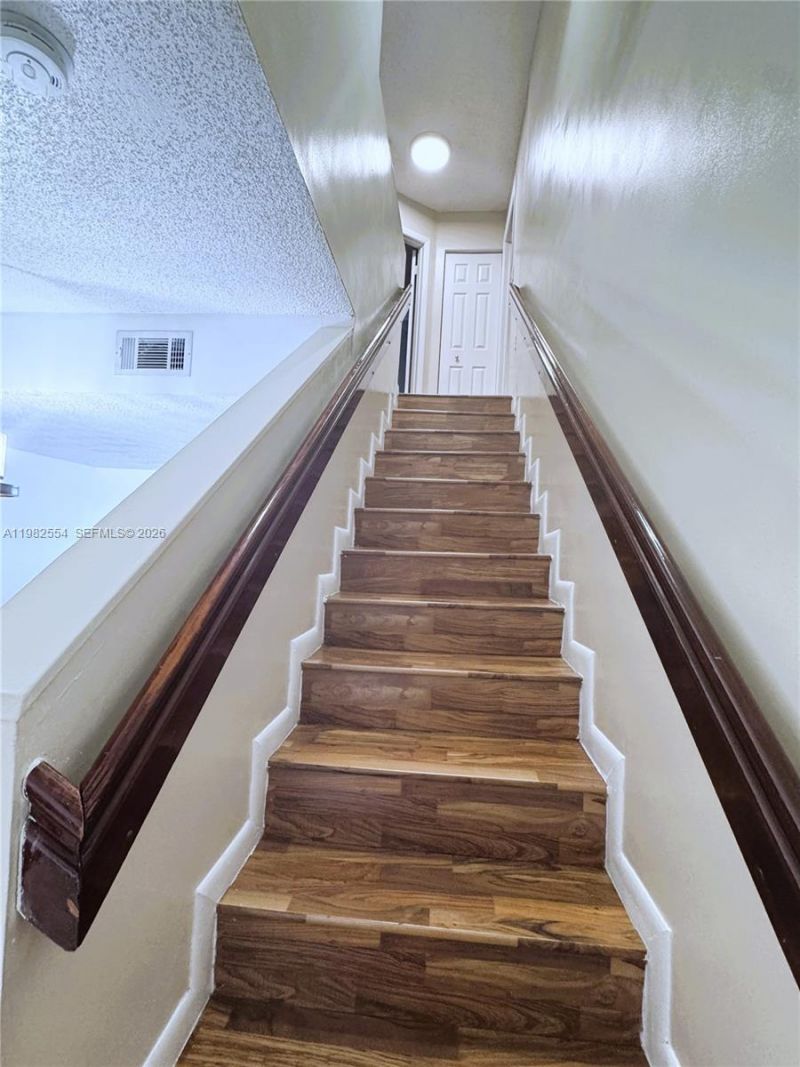 1143 NW 123rd Ct , Unit 607, Miami, FL 33182 Photo