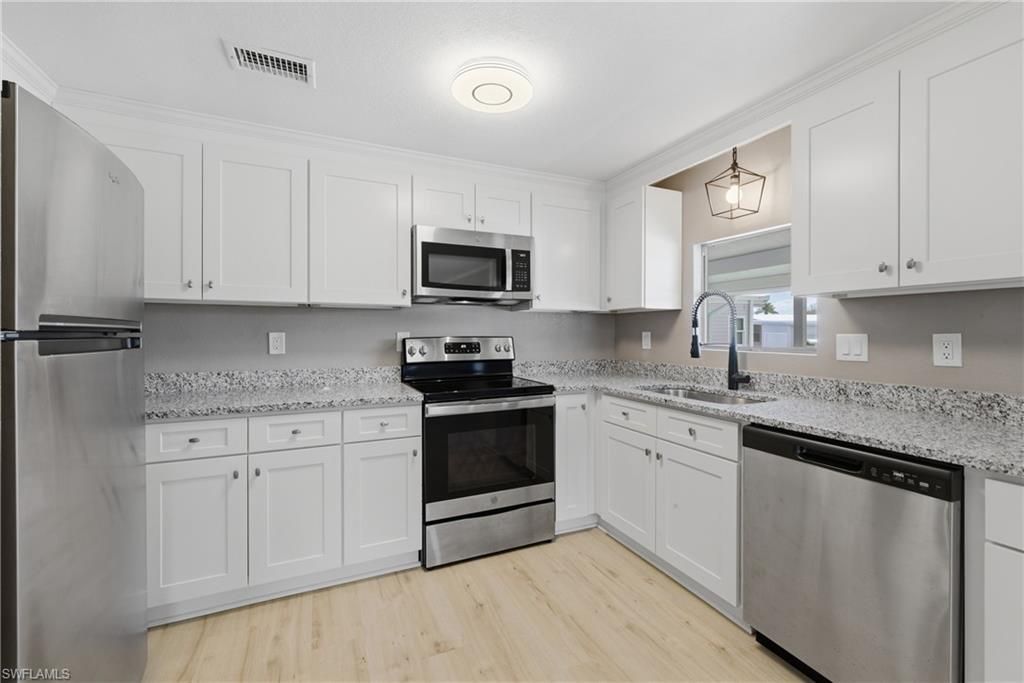 312 Nicklaus Blvd , North Fort Myers, FL 33903 Photo