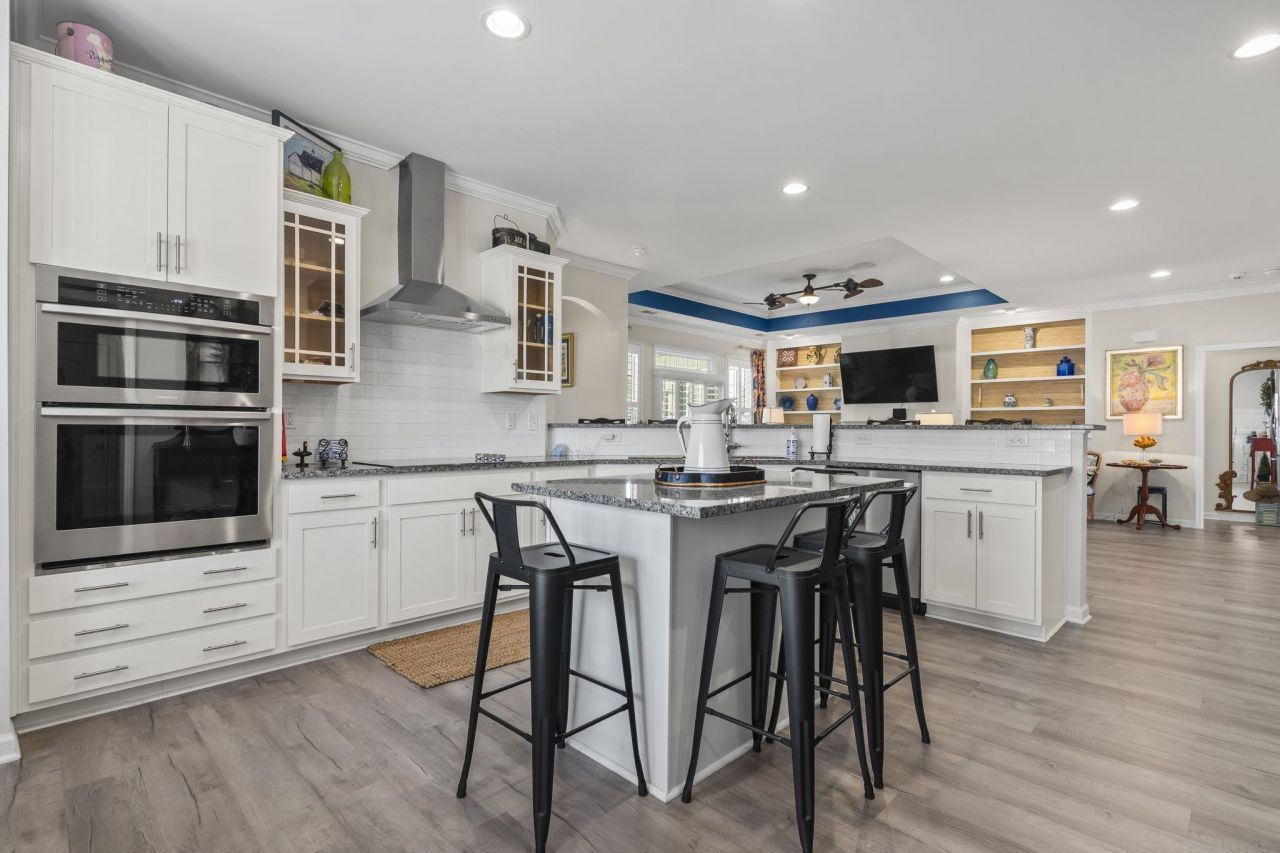 456 Hillsborough Dr. Photo 14