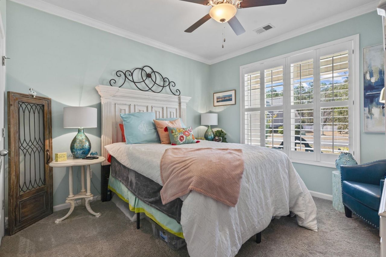 456 Hillsborough Dr. Photo 16