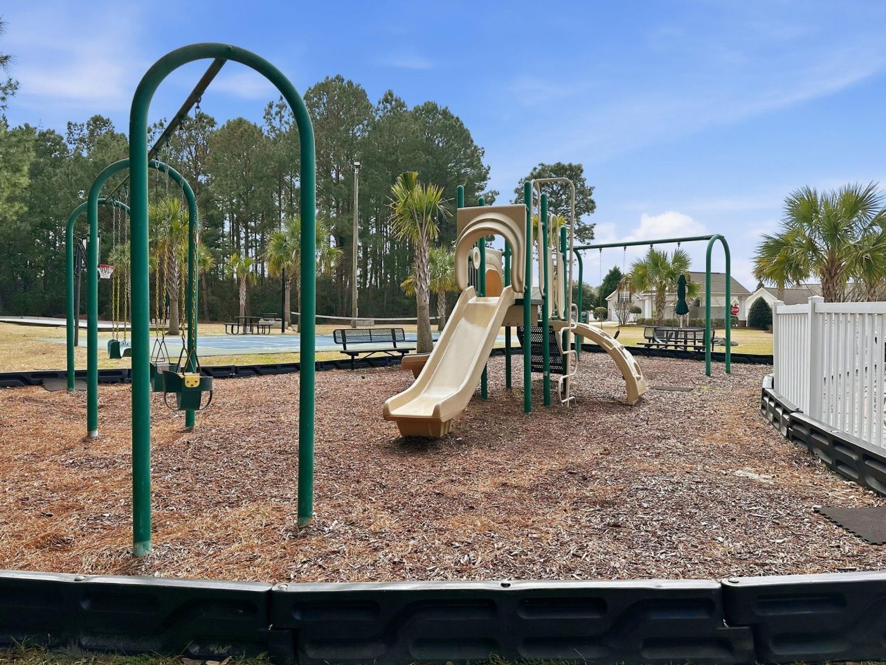 456 Hillsborough Dr. Photo 35