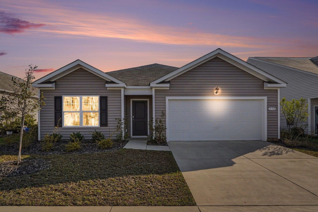 572 Woodland Farms Circle, Aynor, SC 29511 Main Photo