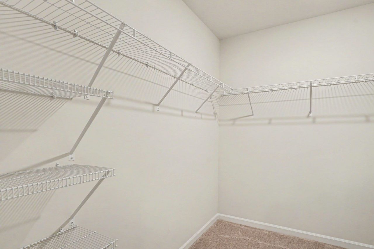 572 Woodland Farms Circle Photo 17