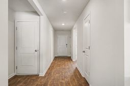 572 Woodland Farms Circle photo 4