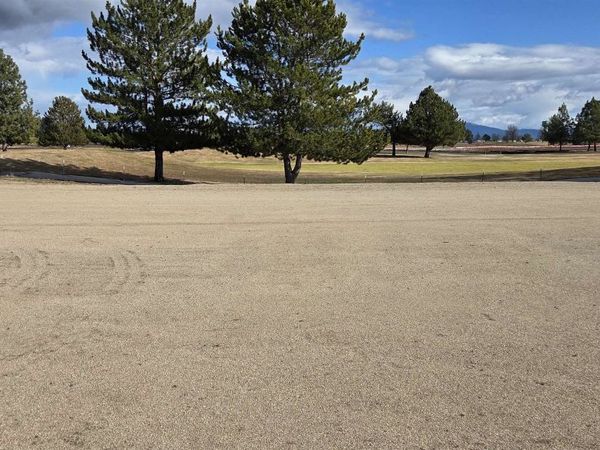 1468 N High Desert Dr, Deer Park, WA 99006