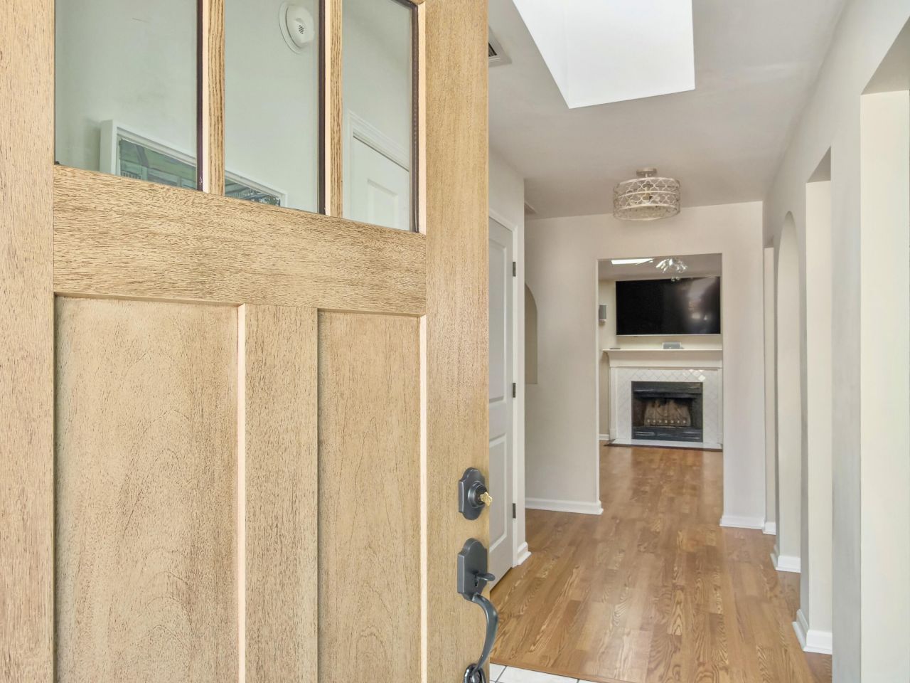 1246 Llewellyn Road Photo 10