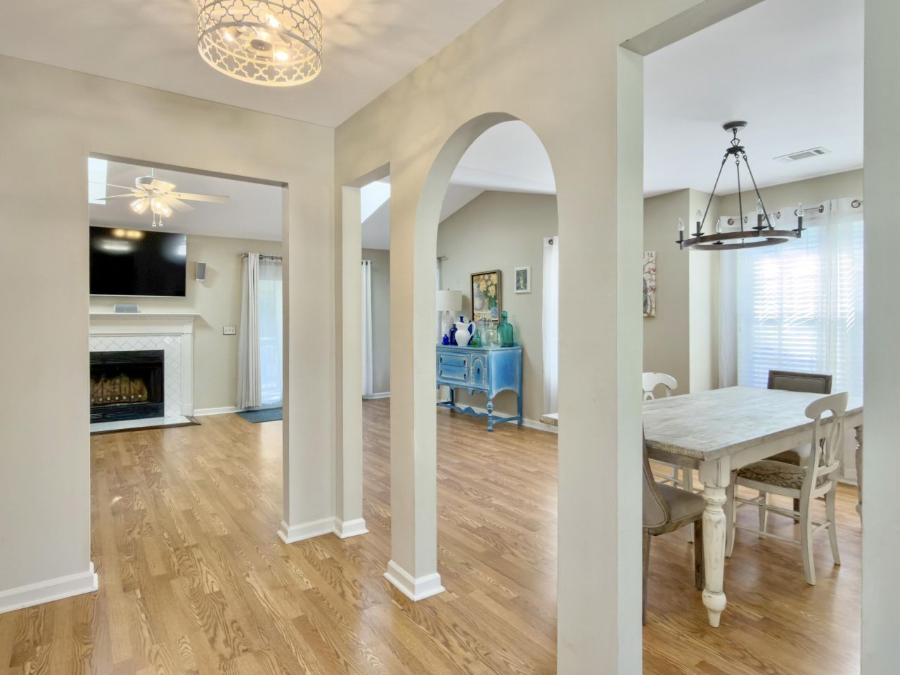 1246 Llewellyn Road Photo 14