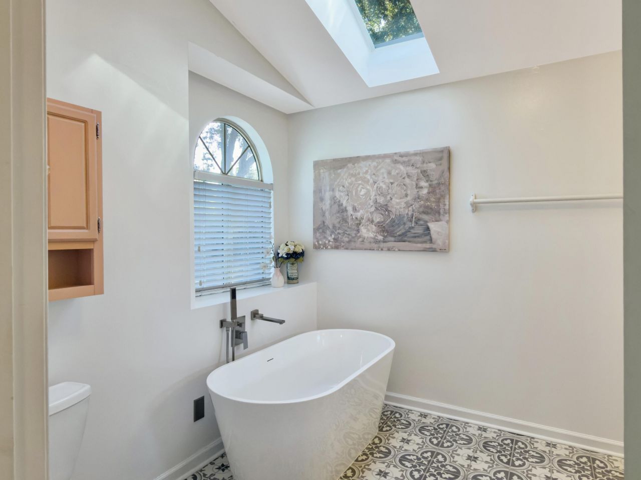 1246 Llewellyn Road Photo 31