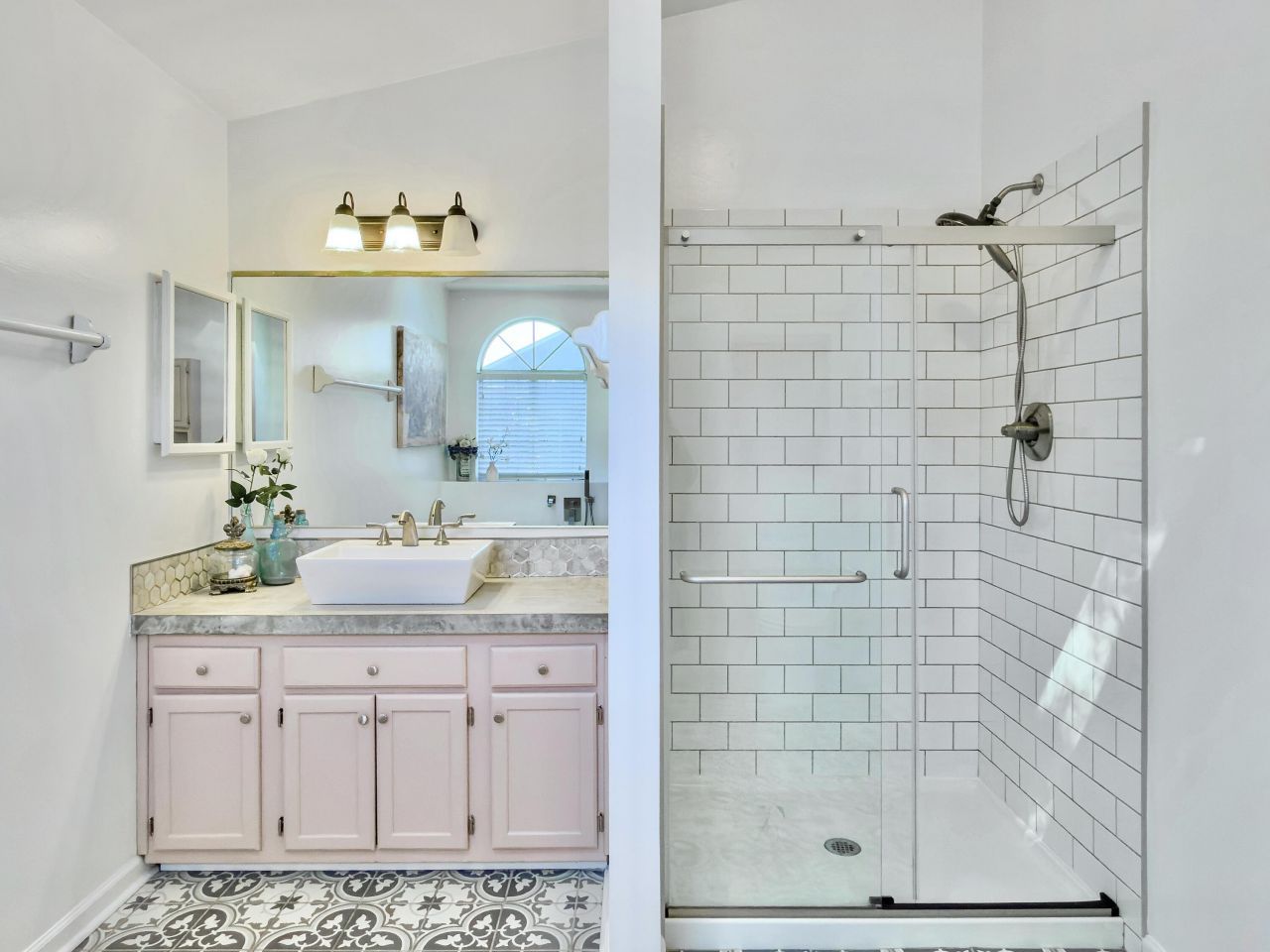 1246 Llewellyn Road Photo 32