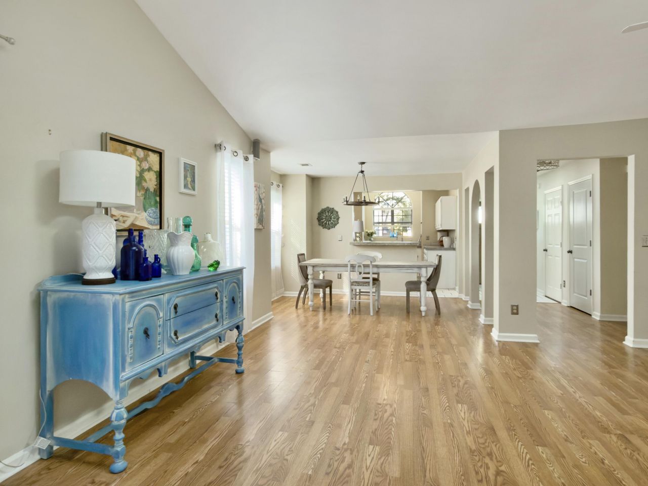 1246 Llewellyn Road Photo 6