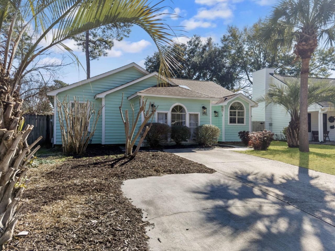 1246 Llewellyn Road Photo 9