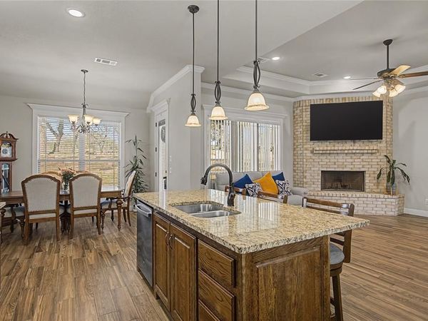 1041 Tex Lane, Springtown, TX 76082