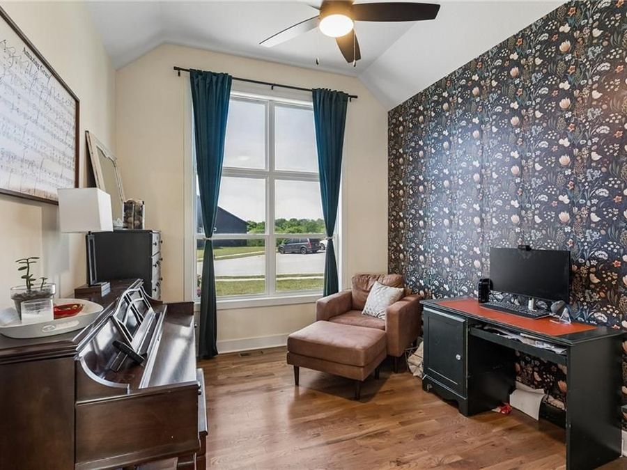 Property Image 35