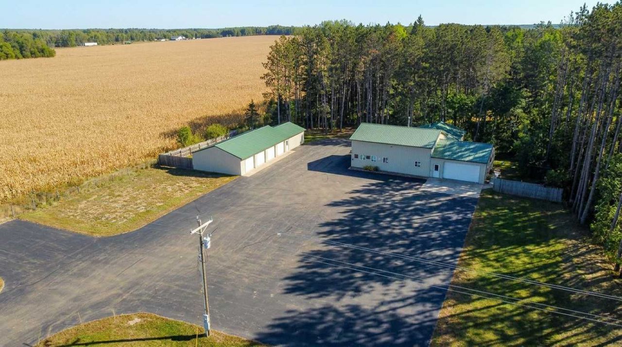 32738 US71, Menahga, MN 56464