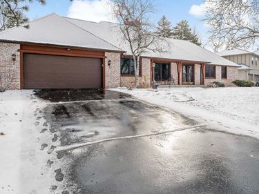 10809 Emerson Road S, Bloomington, MN 55431
