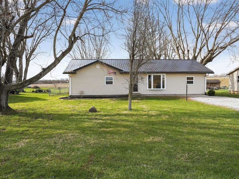 3263 Ford Road NW, Washington Court House, OH 43160 Photo 1