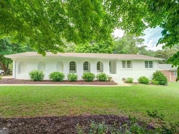 411 Burke Circle , Mcdonough, GA 30253