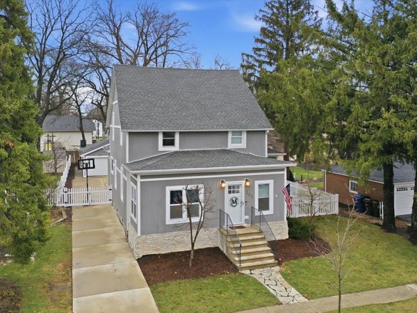 239 Oregon Street , Frankfort, IL 60423