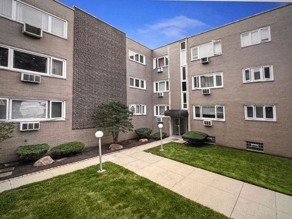 Unit E3, Chicago, IL 60619