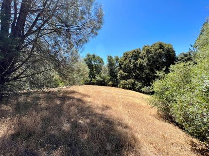 26-acres Cedar Pines Dr, Fiddletown, CA 95629 Photo