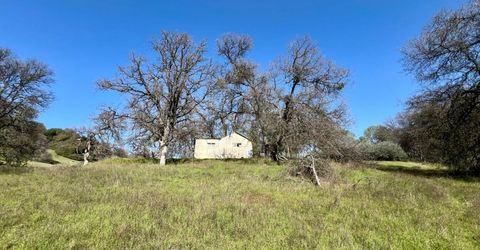26-acres Cedar Pines Dr, Fiddletown, CA 95629 Photo